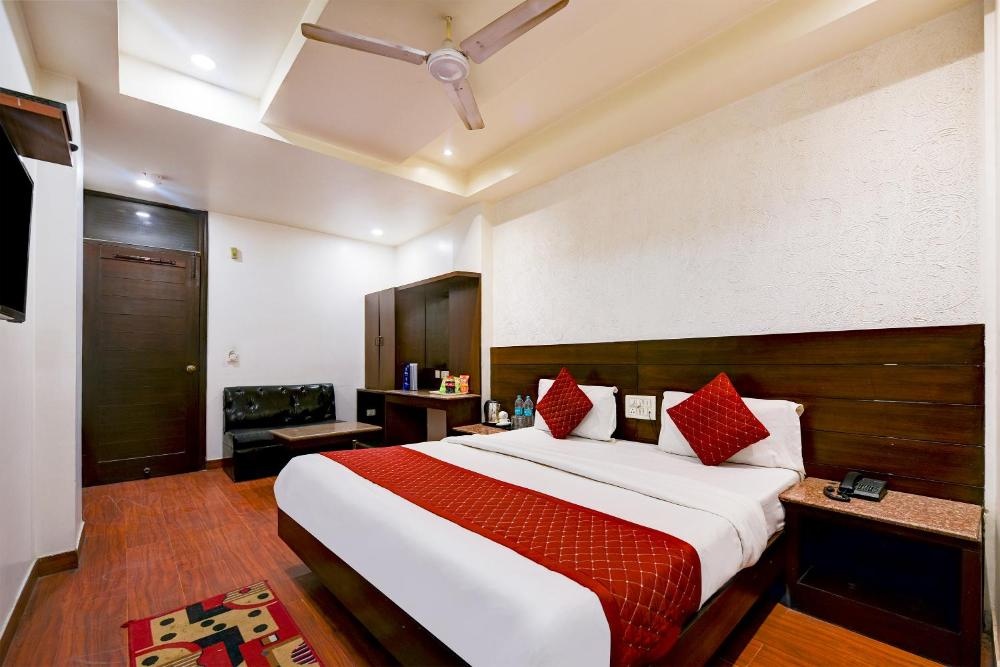 Room 1